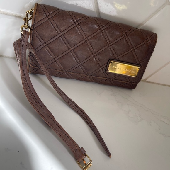 Marc Jacobs Brown Quilted Clutch - Picture 2 of 9